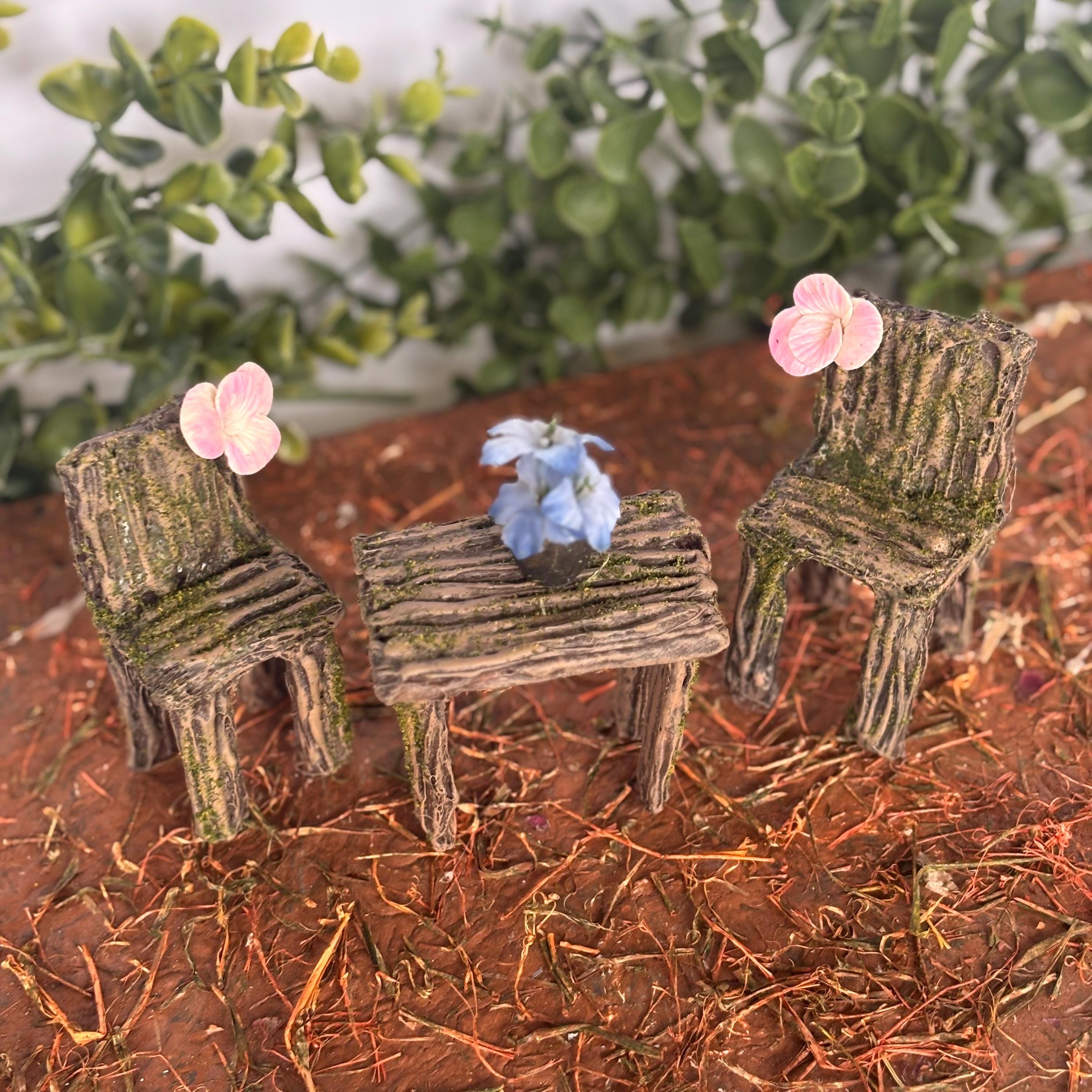 Miniature Fairy Garden Table and Chairs Set
