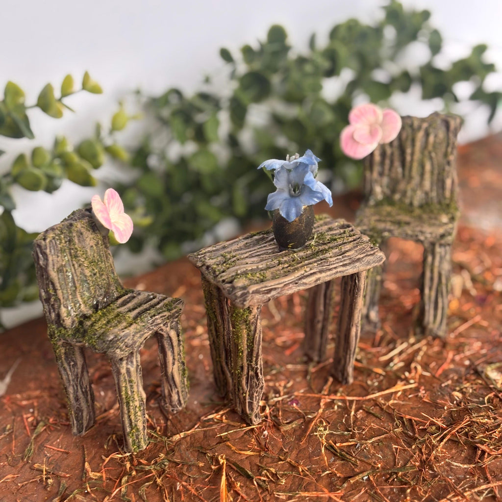 Miniature Fairy Garden Table and Chairs Set