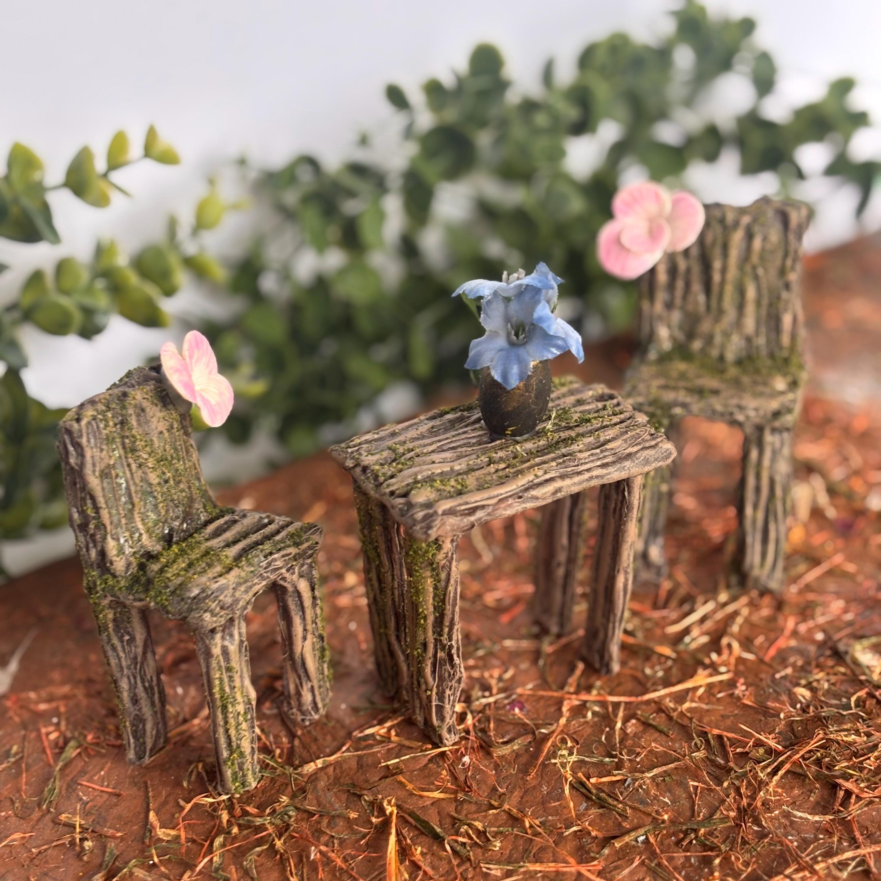 Miniature Fairy Garden Table and Chairs Set